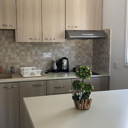 Kasapis Apts Larnaca Exterior photo