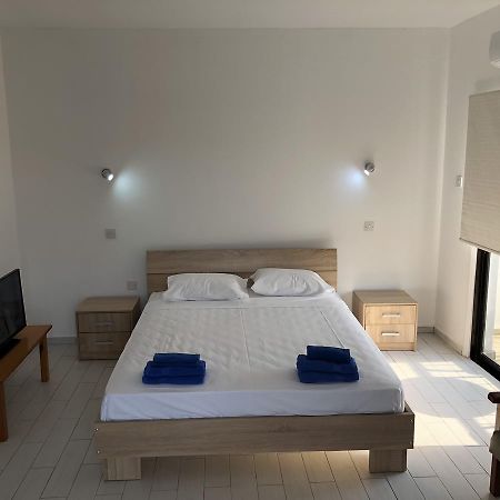 Kasapis Apts Larnaca Exterior photo