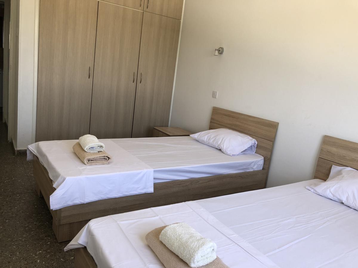 Kasapis Apts Larnaca Exterior photo